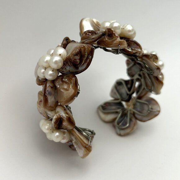 Statement Floral Cuff Bracelet Mother of Pearl Shell Pearl Bead Wire Wrap Boho - Picture 7 of 12